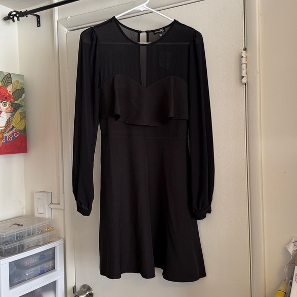 💕Supercute Black Dress💕only S & M left💕 - Picture 9 of 11